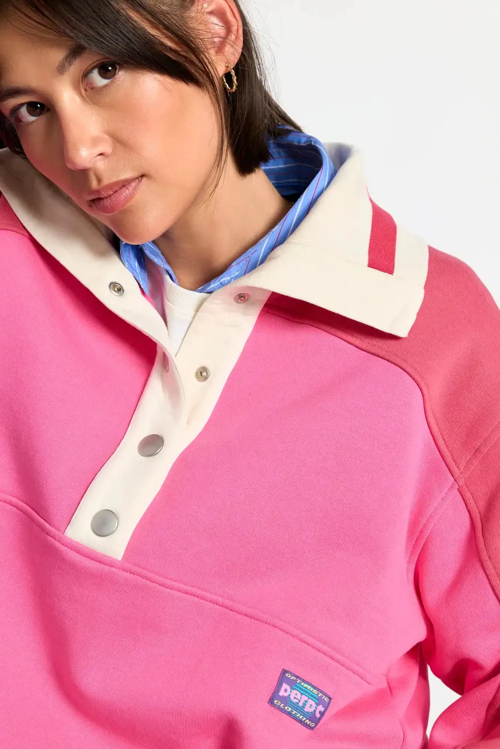 Perpète Justine sweat rose col rétro
