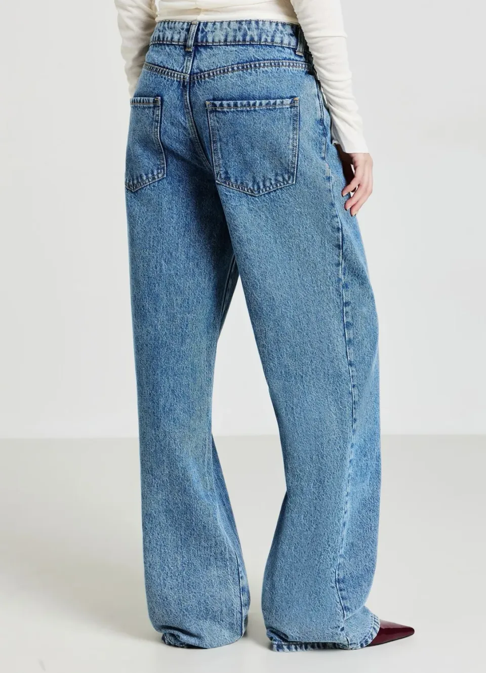 Calliope jean dentelle macramé femme coupe longue