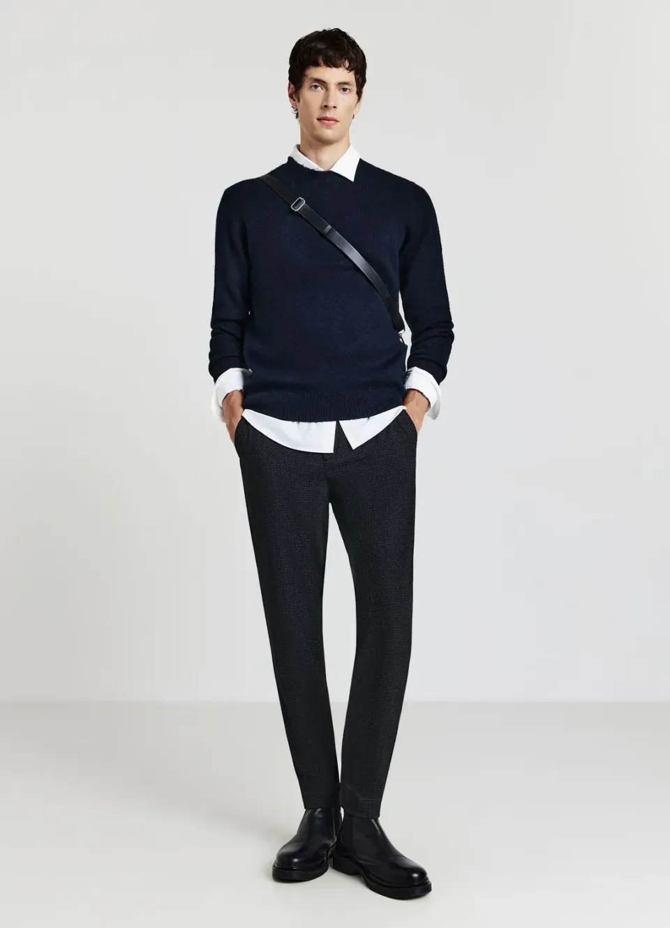 Calliope pull col rond uni homme coupe regular