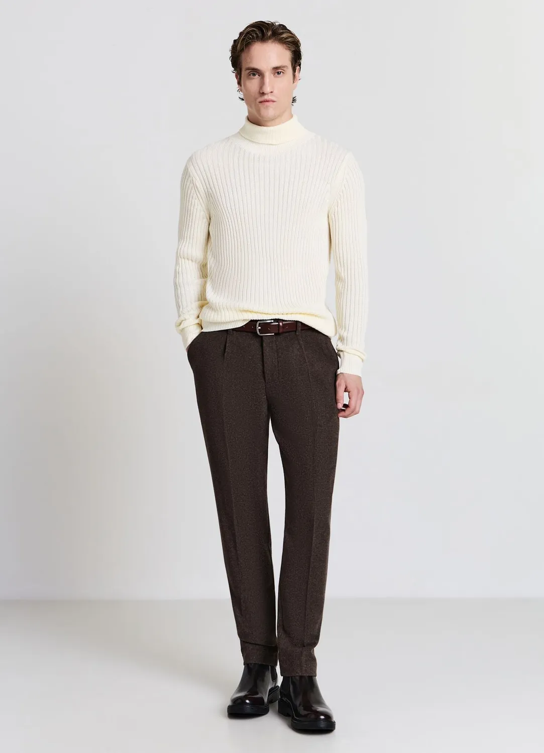 Calliope pull col roulé côtelé homme uni