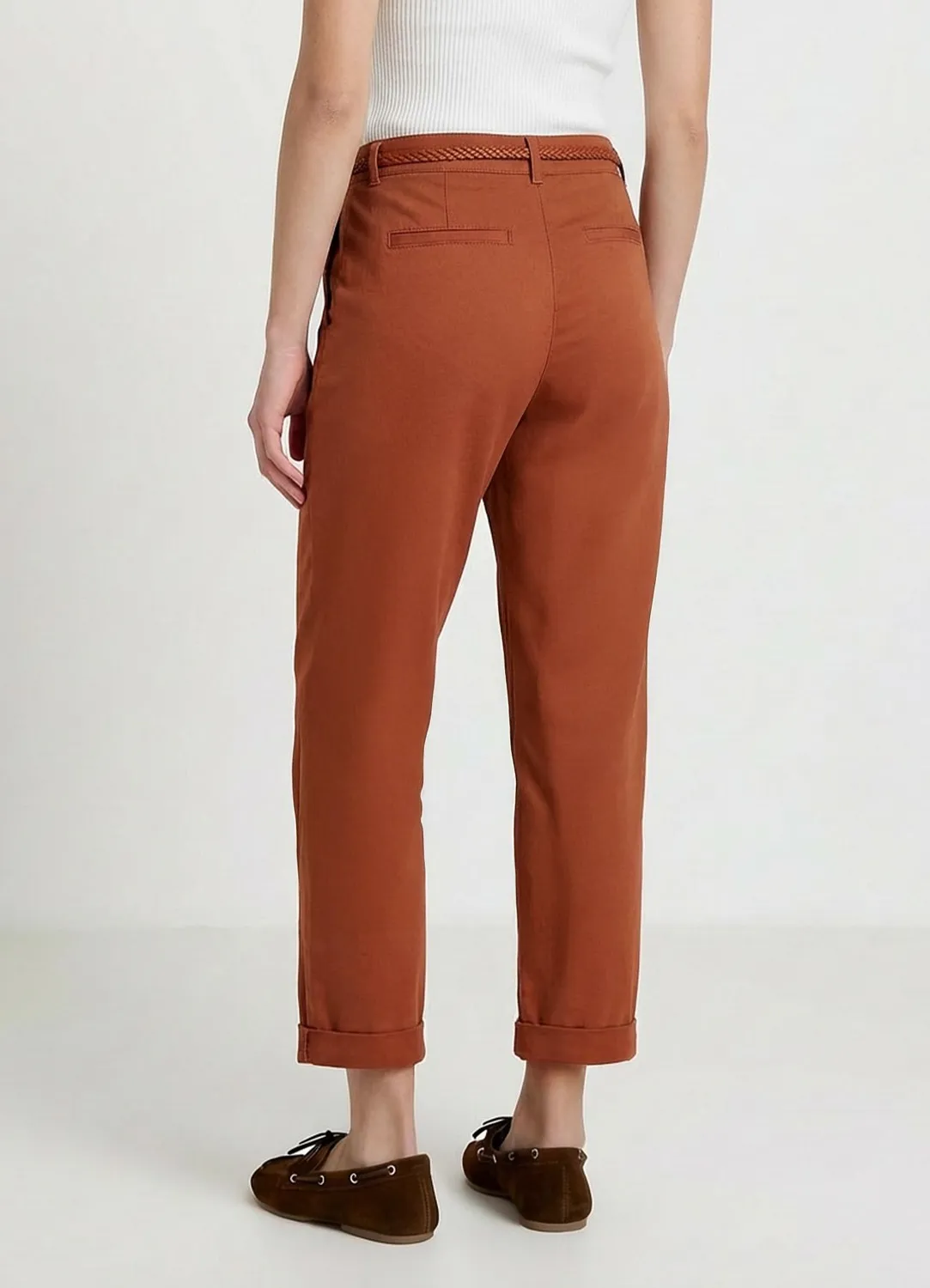 Calliope pantalon chino ceinture tressée femme