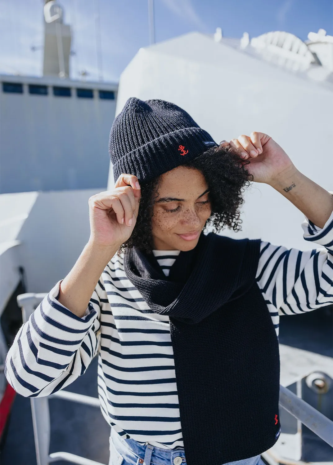 Saint James Laplace bonnet navy laine ancre dorée