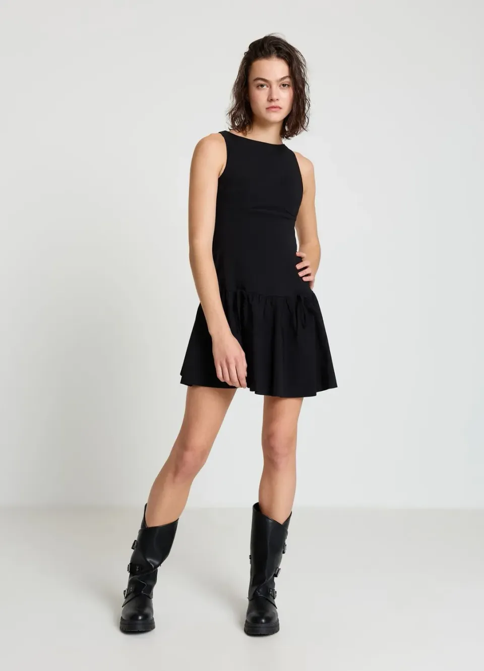 Calliope atelier robe femme sans manches à volant