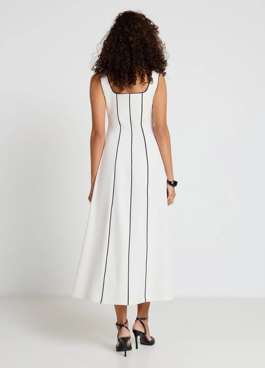 Calliope Robe Longue Femme Encolure Carrée Contrastée