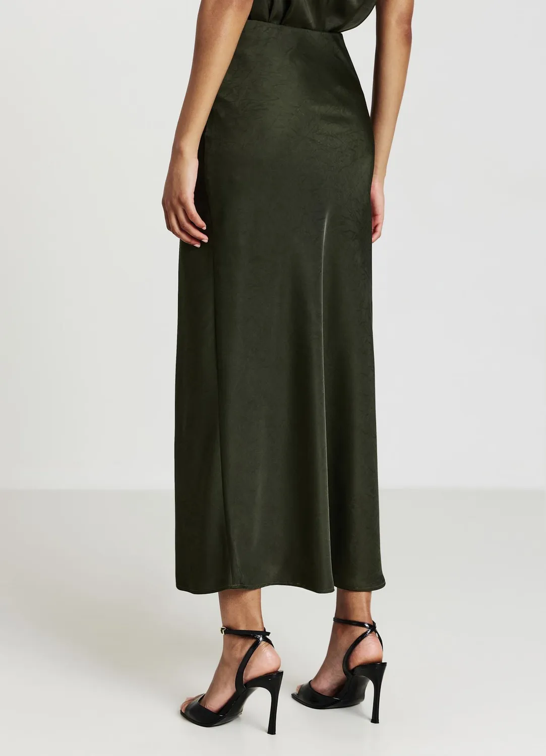 Calliope jupe midi satinée femme effet froissé