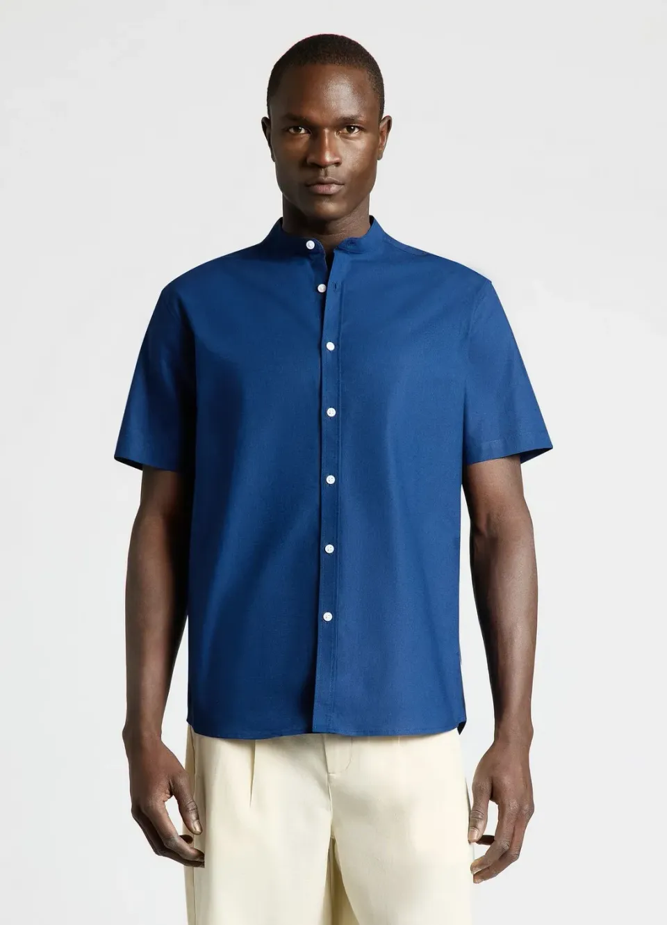 Calliope chemise col coréen homme unie manches courtes