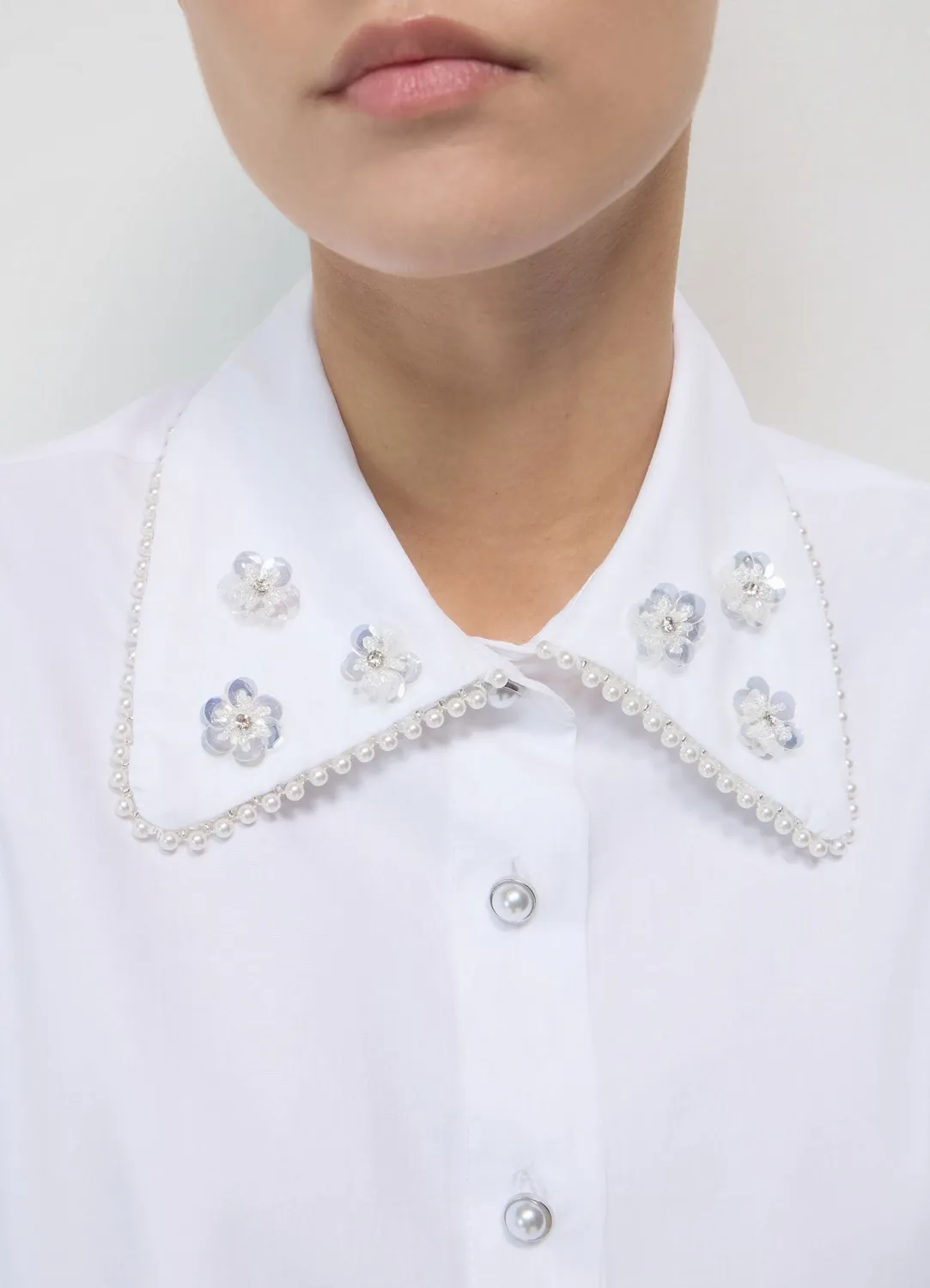 Calliope Colletto chemise femme perles manches longues