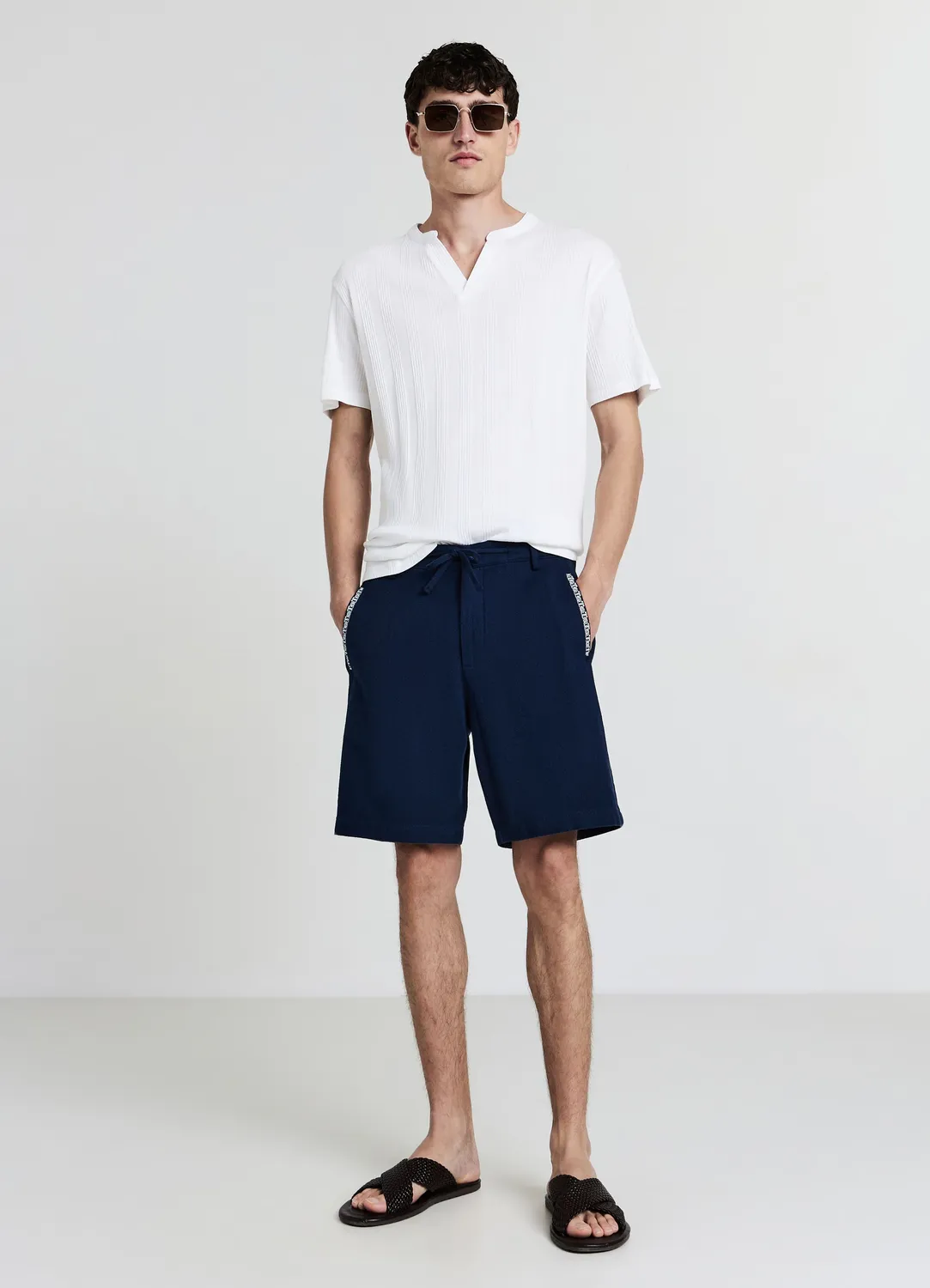 Calliope Short chino homme cordon taille broderie