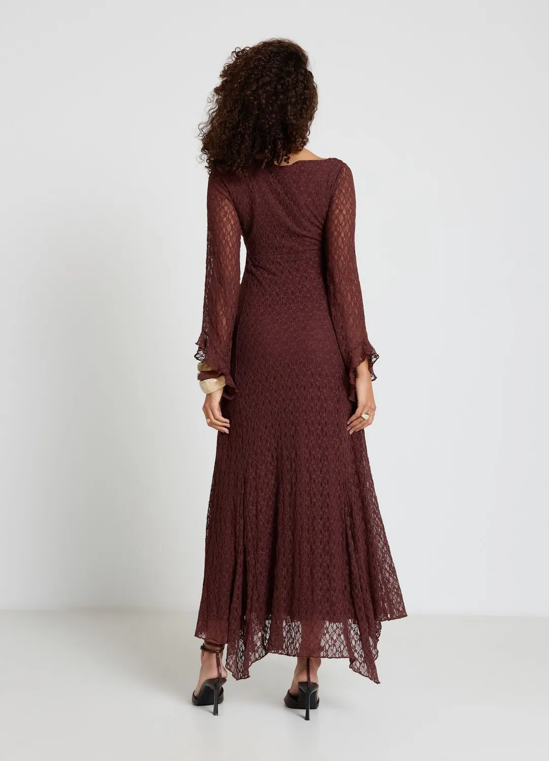 Calliope robe longue femme dentelle col V