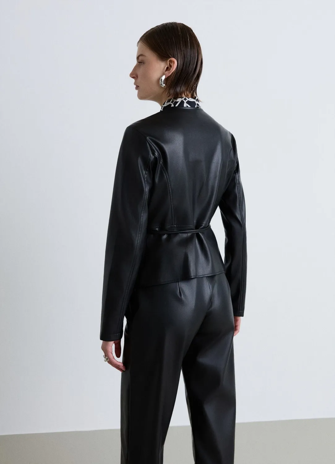 Calliope zip ceinture veste femme unie cintrée