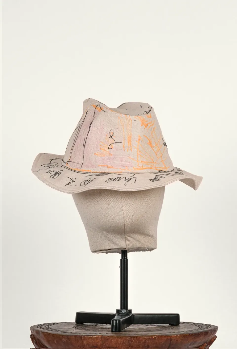 Erevan x Sonny Hall chapeau coton dessiné main
