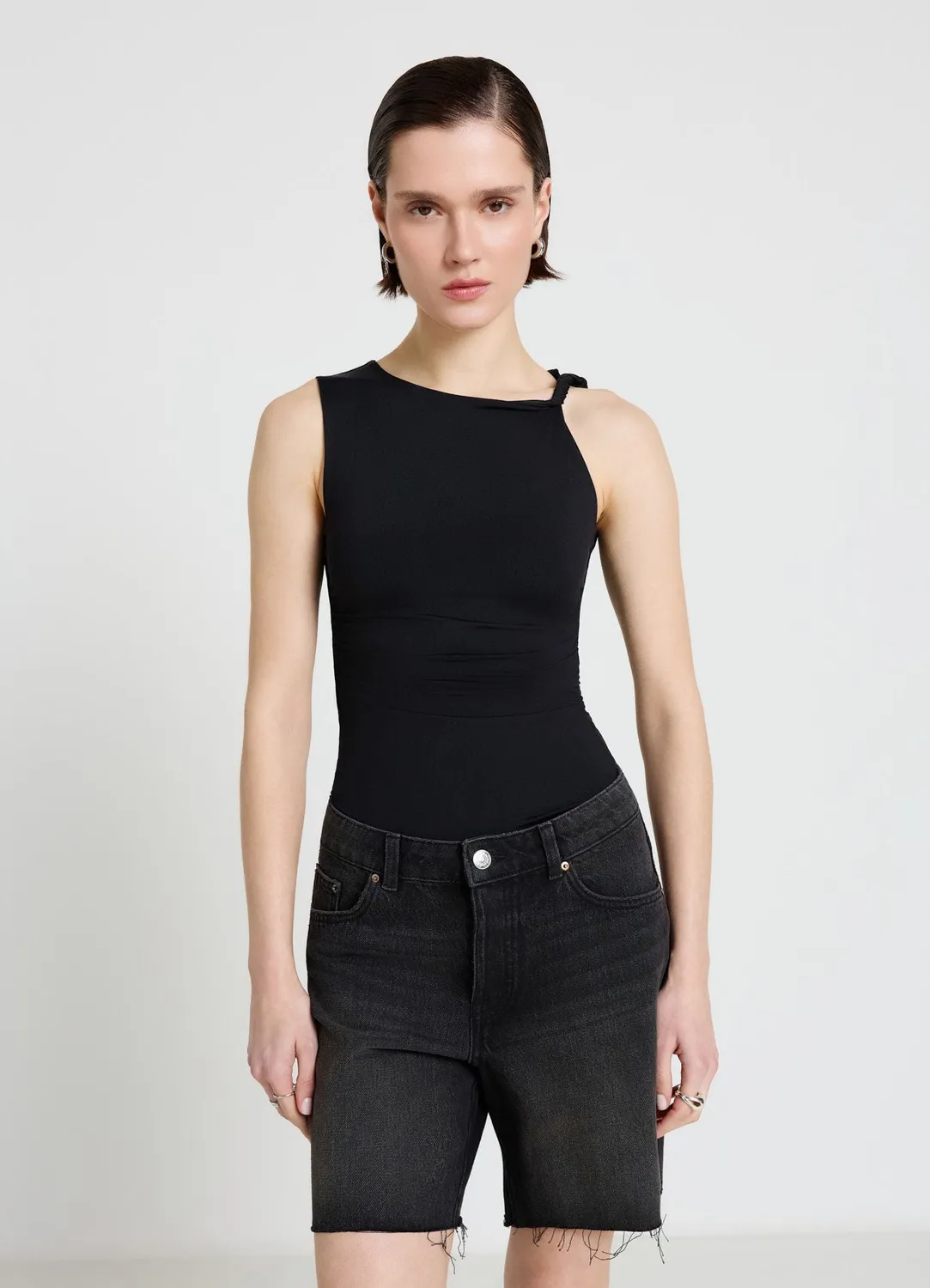 Calliope Top drapé à nœud top femme asymétrique