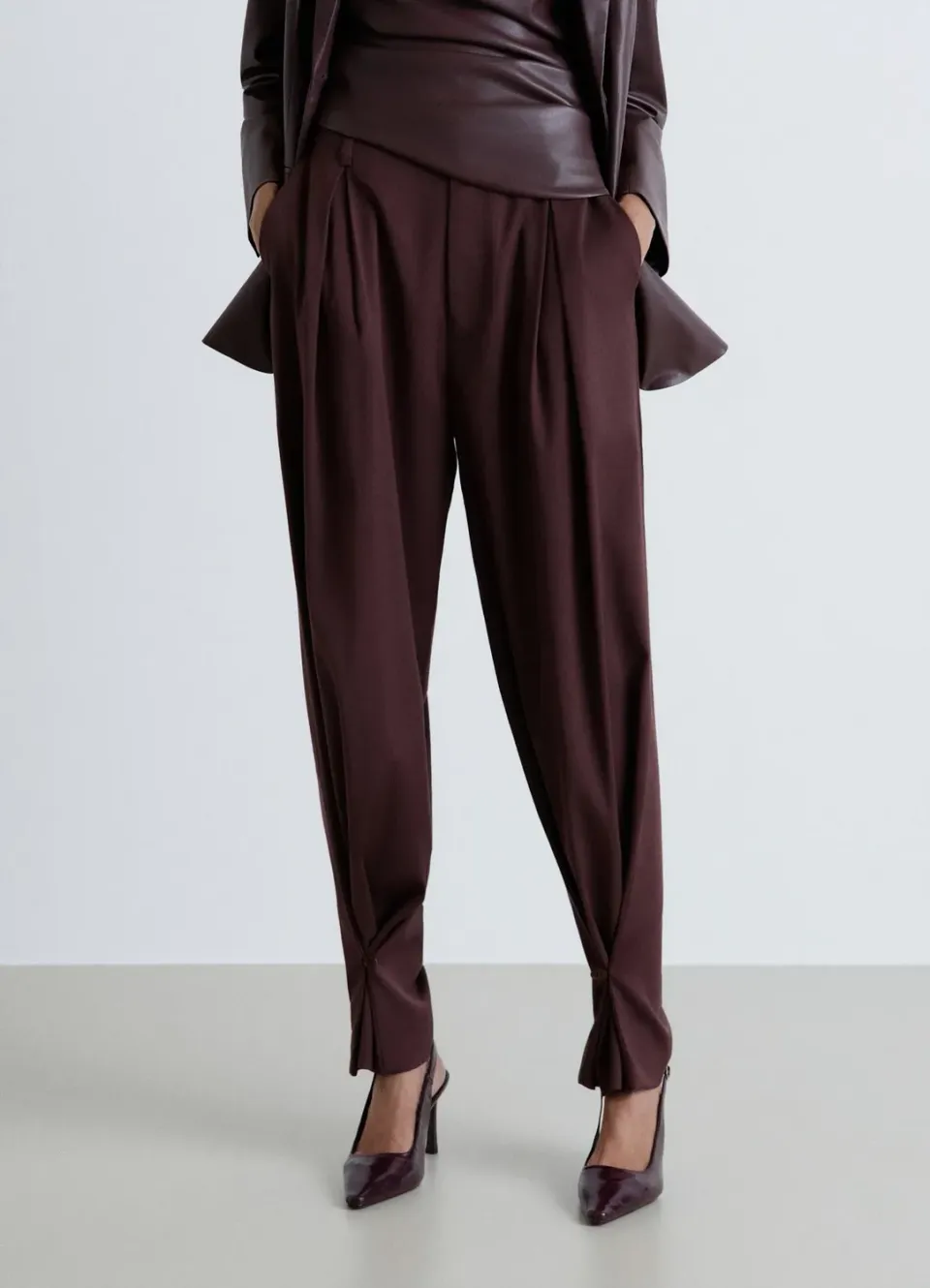 Calliope pantalon large boutons bas femme uni