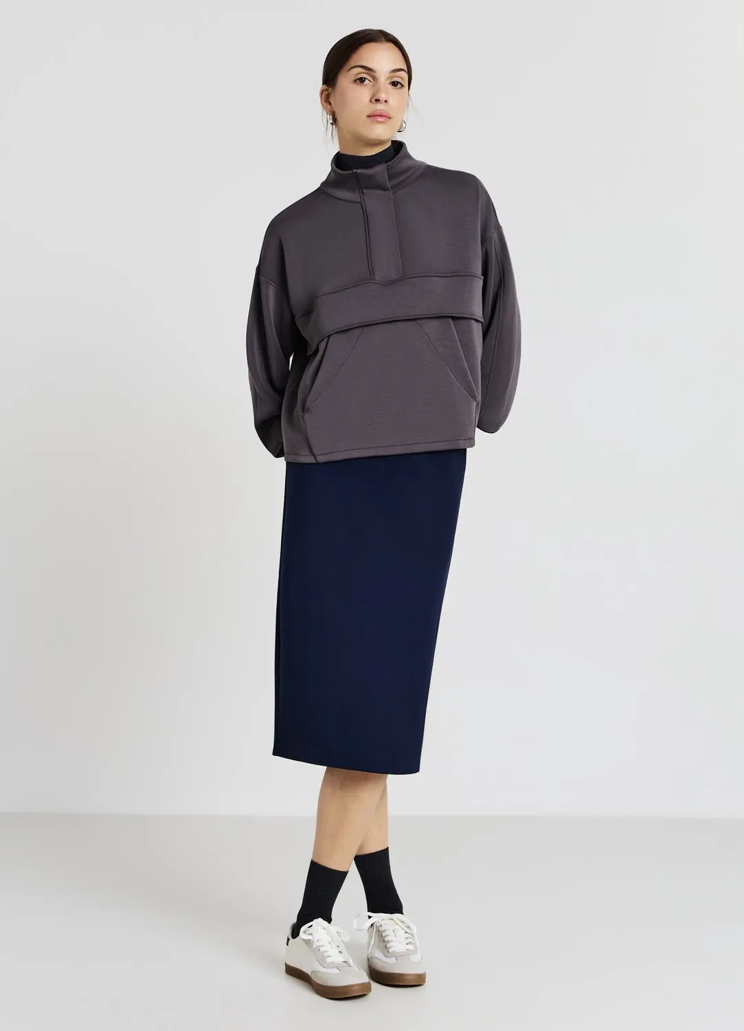 Calliope Sweat femme col montant poche kangourou