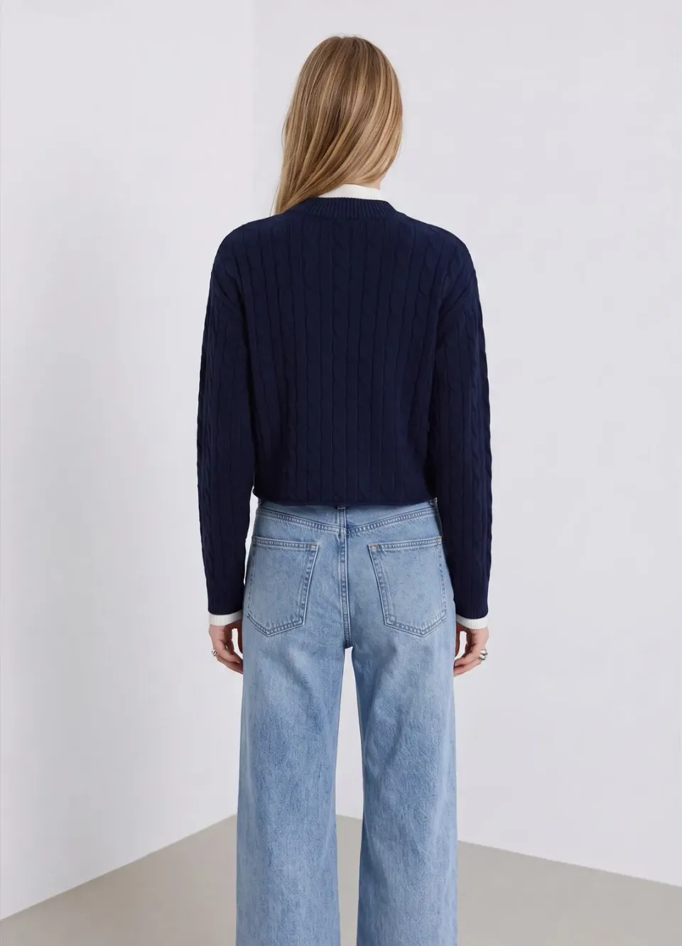 Calliope pull crop torsadé col rond femme manches longues