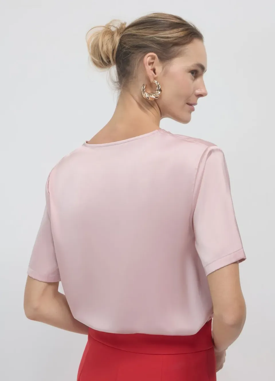Calliope blouse effet satin manches courtes unie