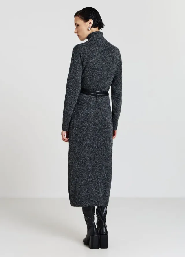 Calliope Atelier robe pull col roulé maille