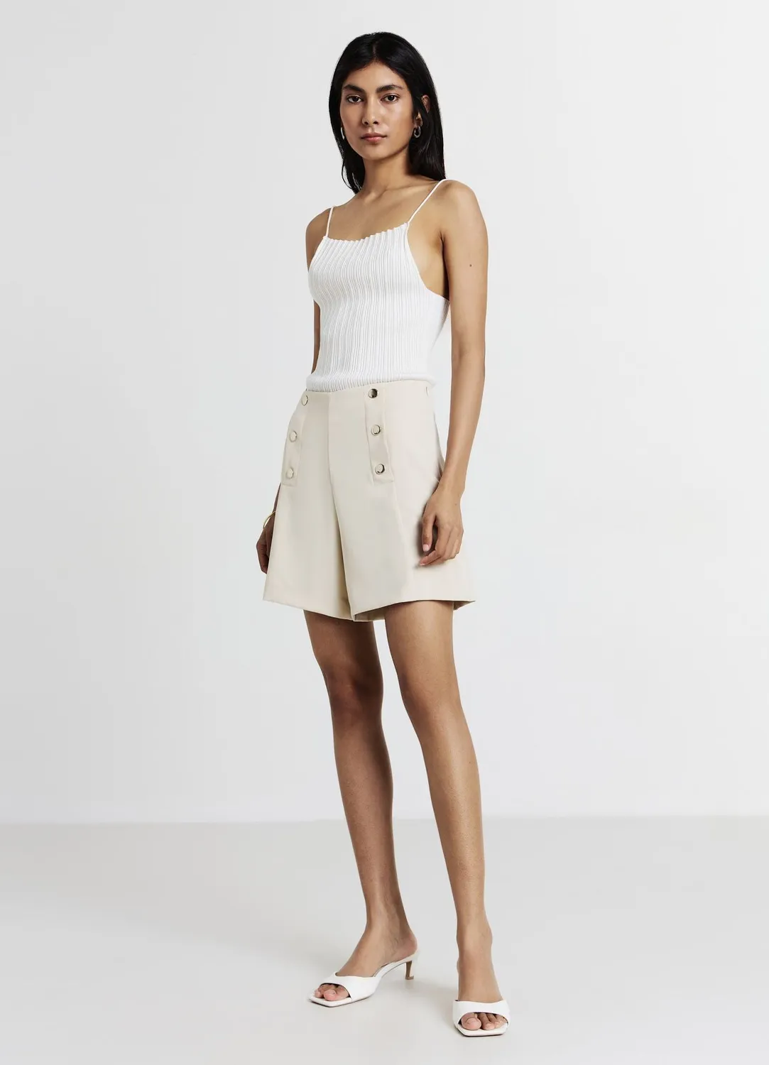 Calliope short boutons dorés femme uni