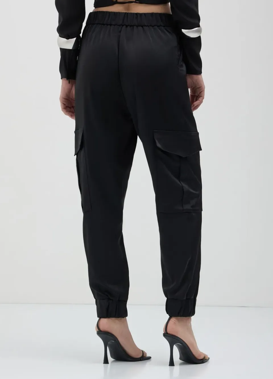 Calliope pantalon cargo satiné femme S regular