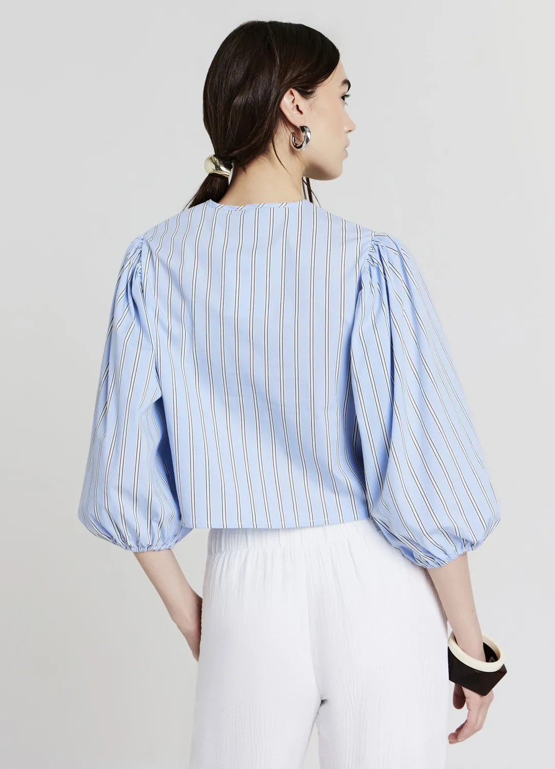Calliope chemise crop nœuds manches ballon femme