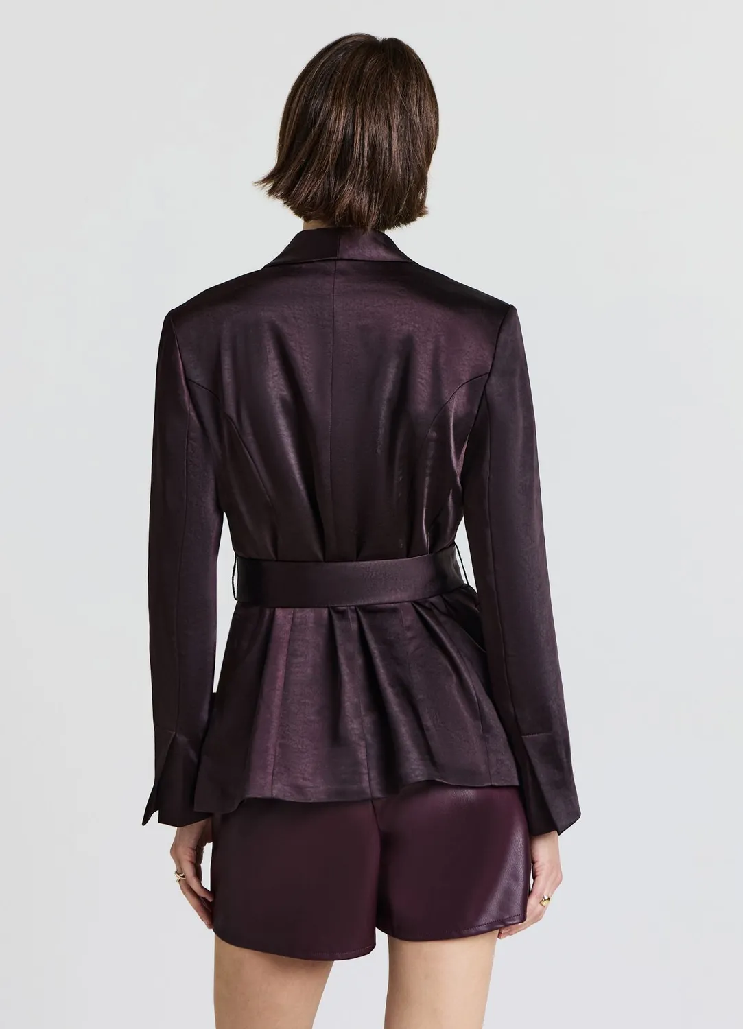 Calliope veste satinée femme un bouton poches
