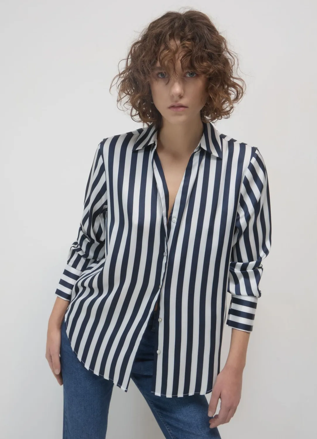 Calliope chemise satinée rayée femme manches longues