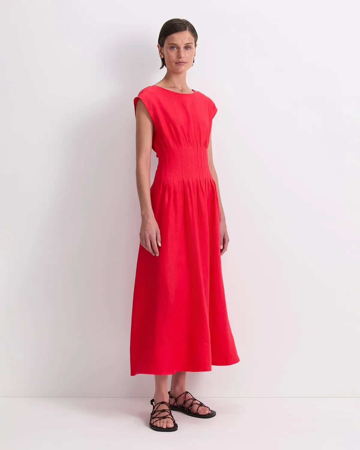 Sportscraft Ariana robe midi lin taille pinces