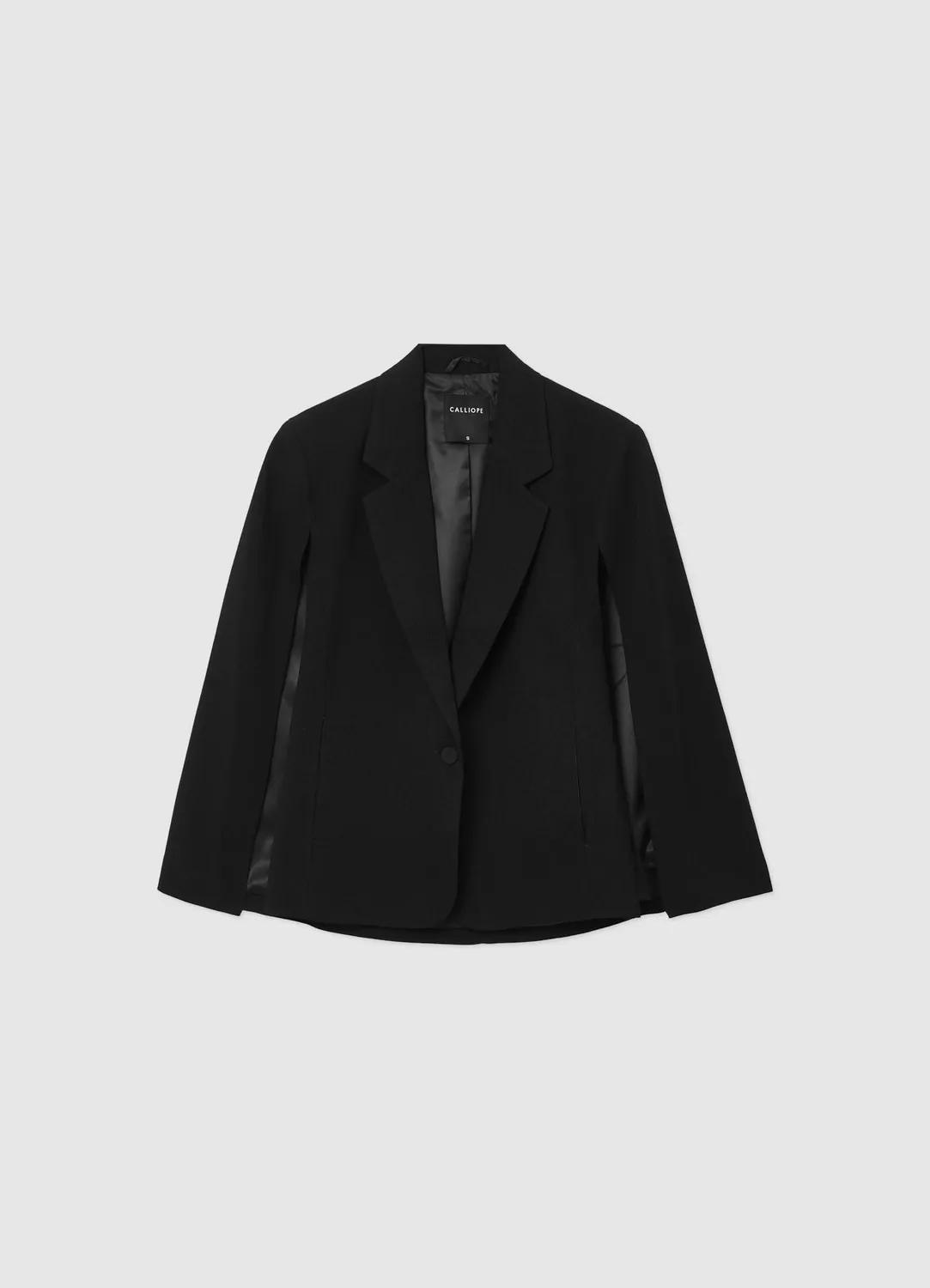 Calliope veste cape unie bouton cérémonie femme
