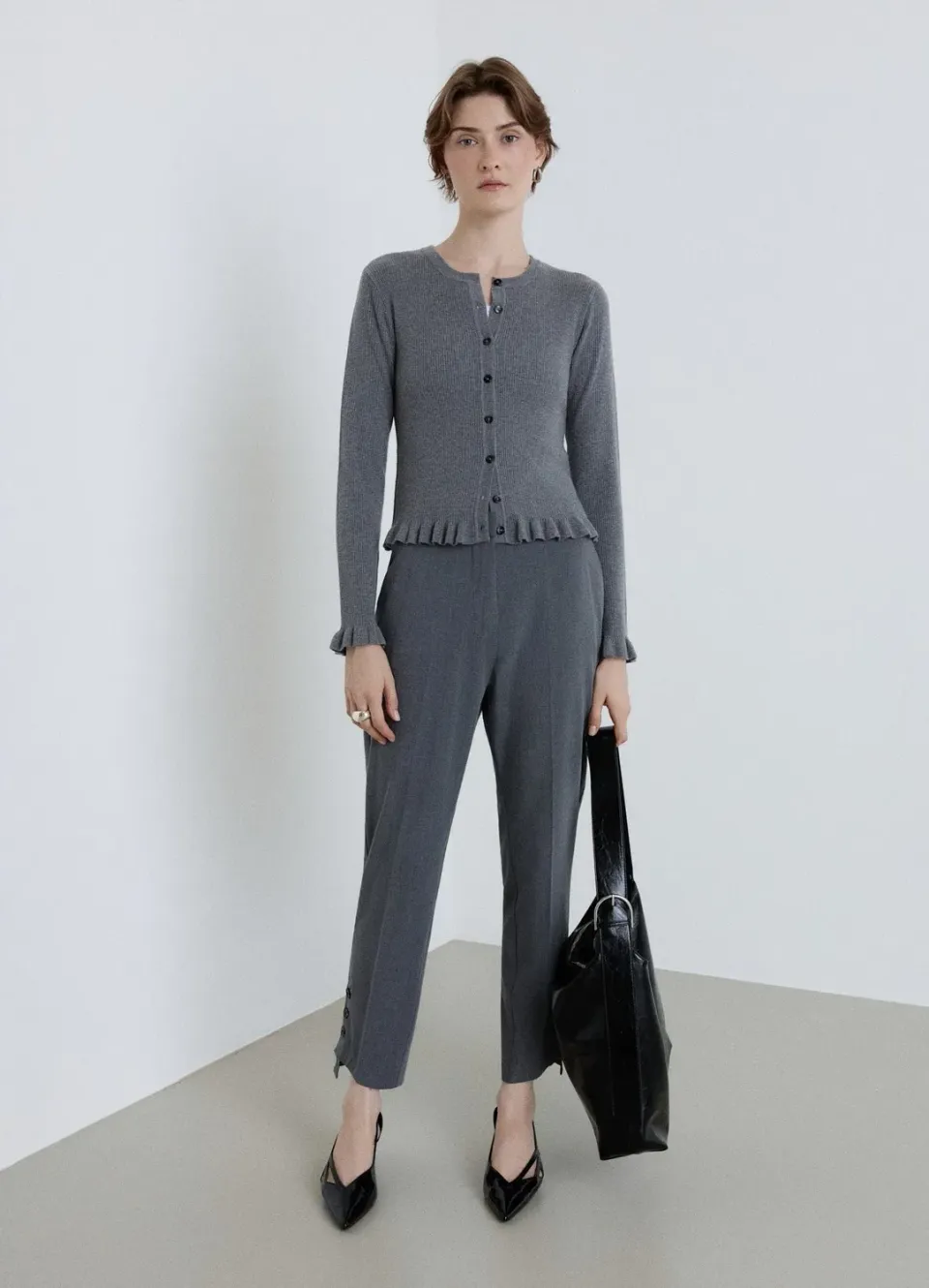 Calliope Cardigan côtelé femme volants boutons
