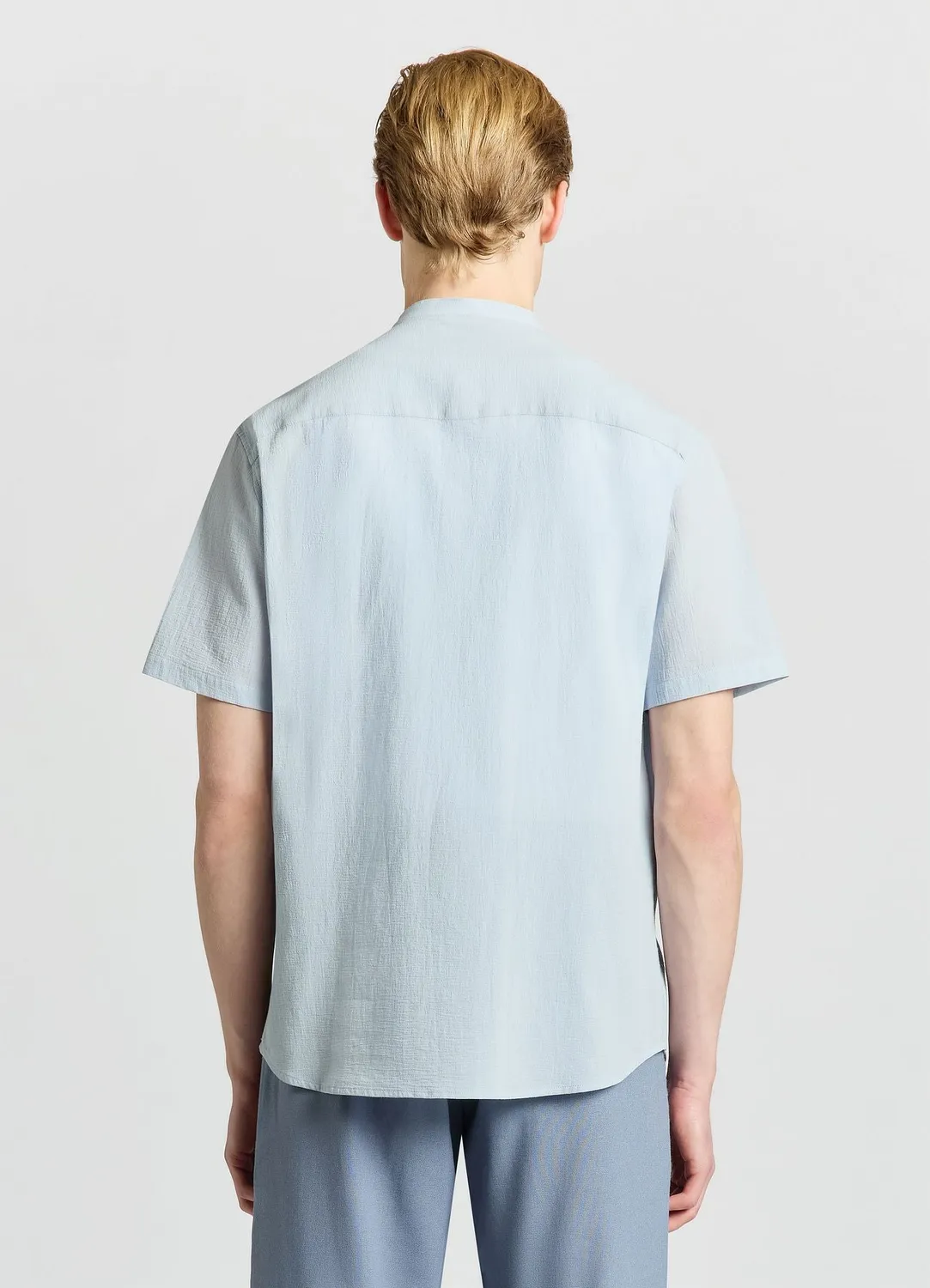 Calliope chemise col coréen homme manches courtes