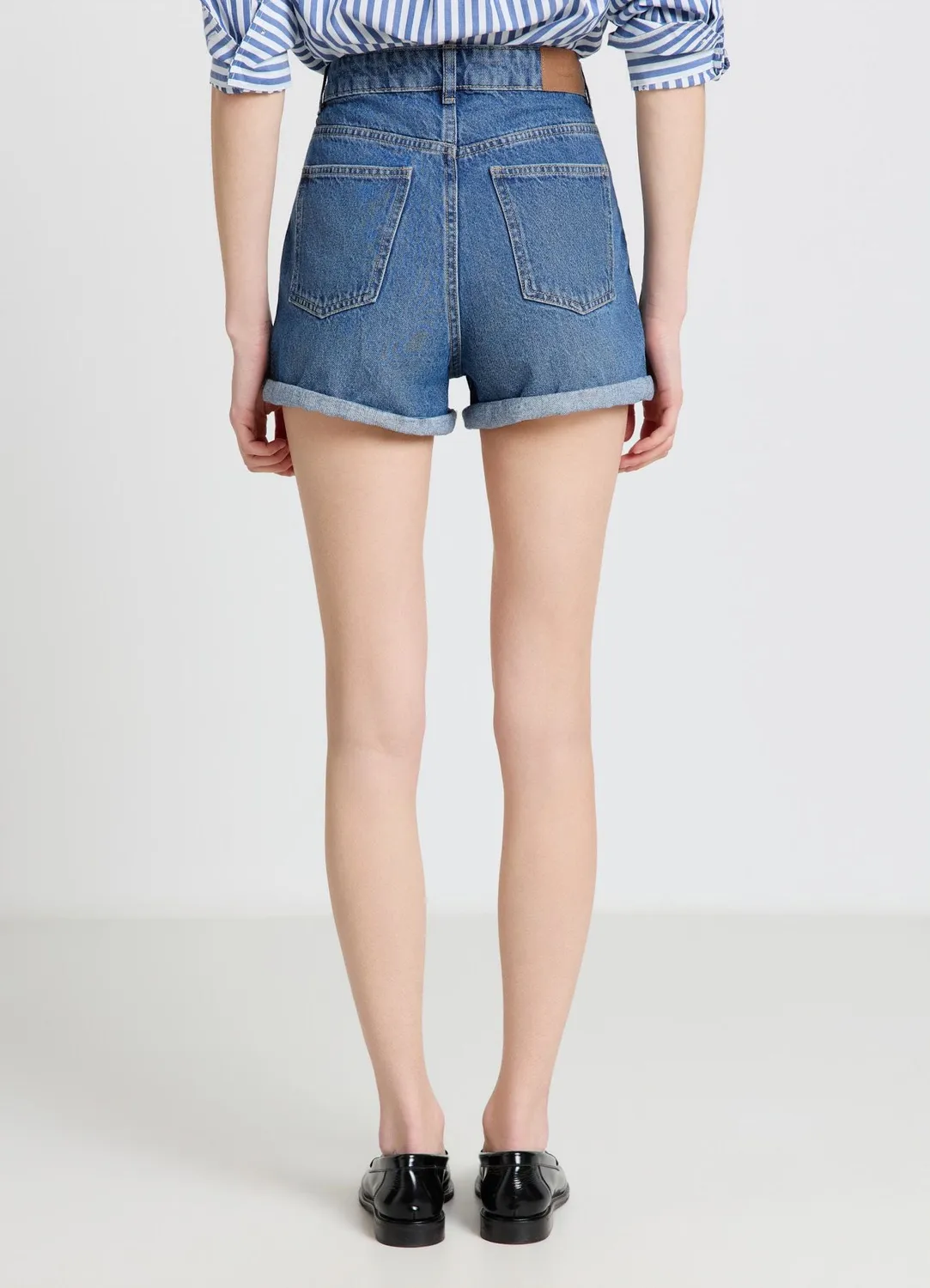 Calliope short mom jean femme denim revers