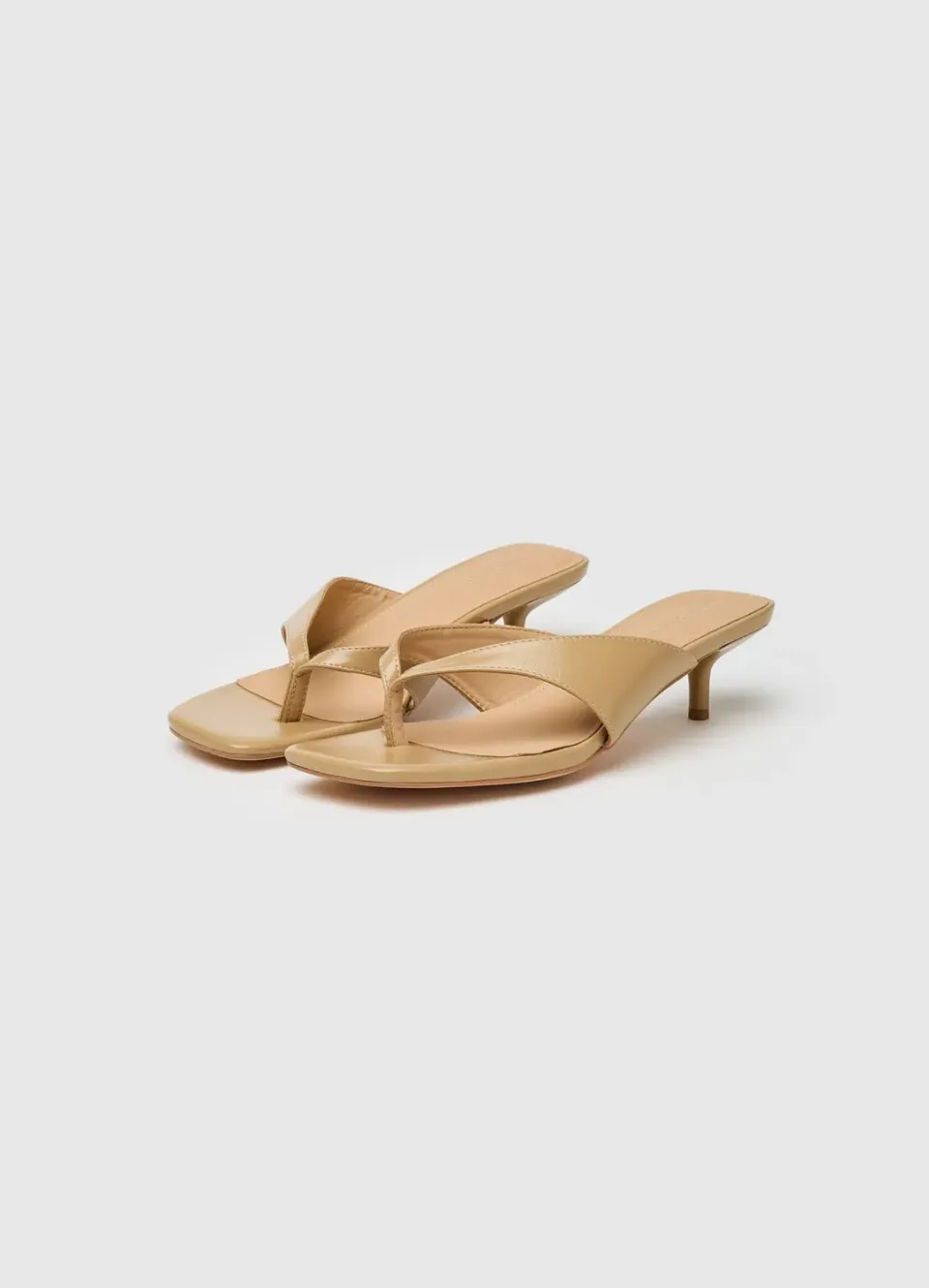 Calliope tongs à talon kitten femme unies bout carré