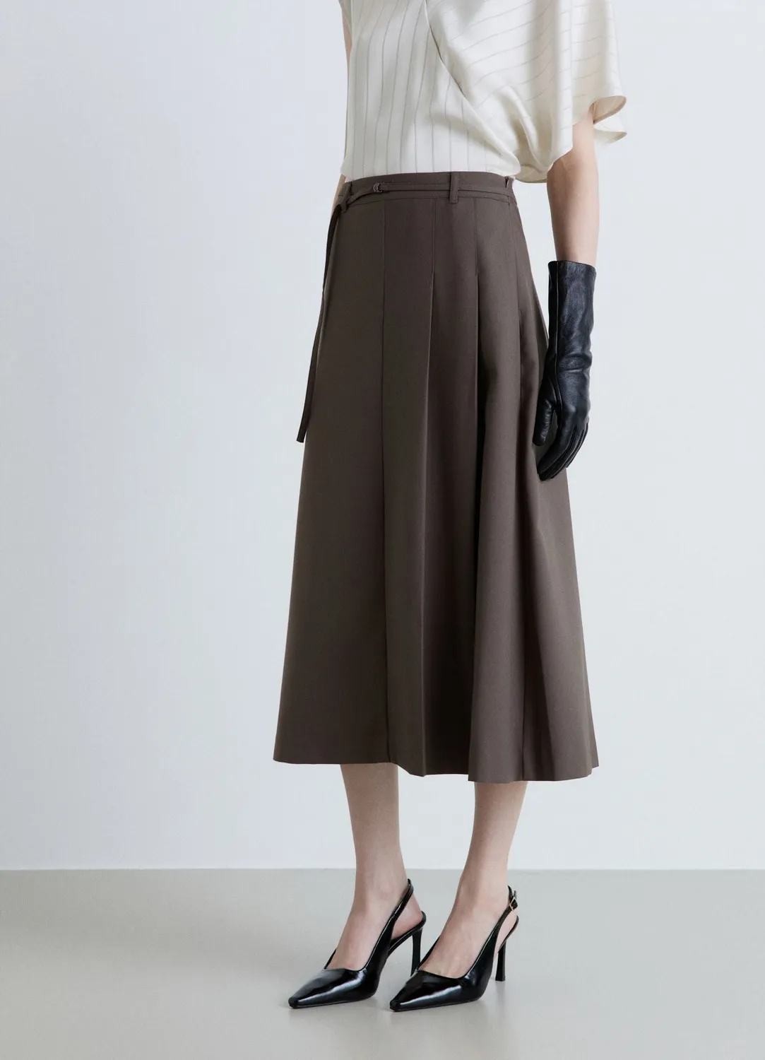 Calliope Jupe midi plissee asymetrique ceinture taille M