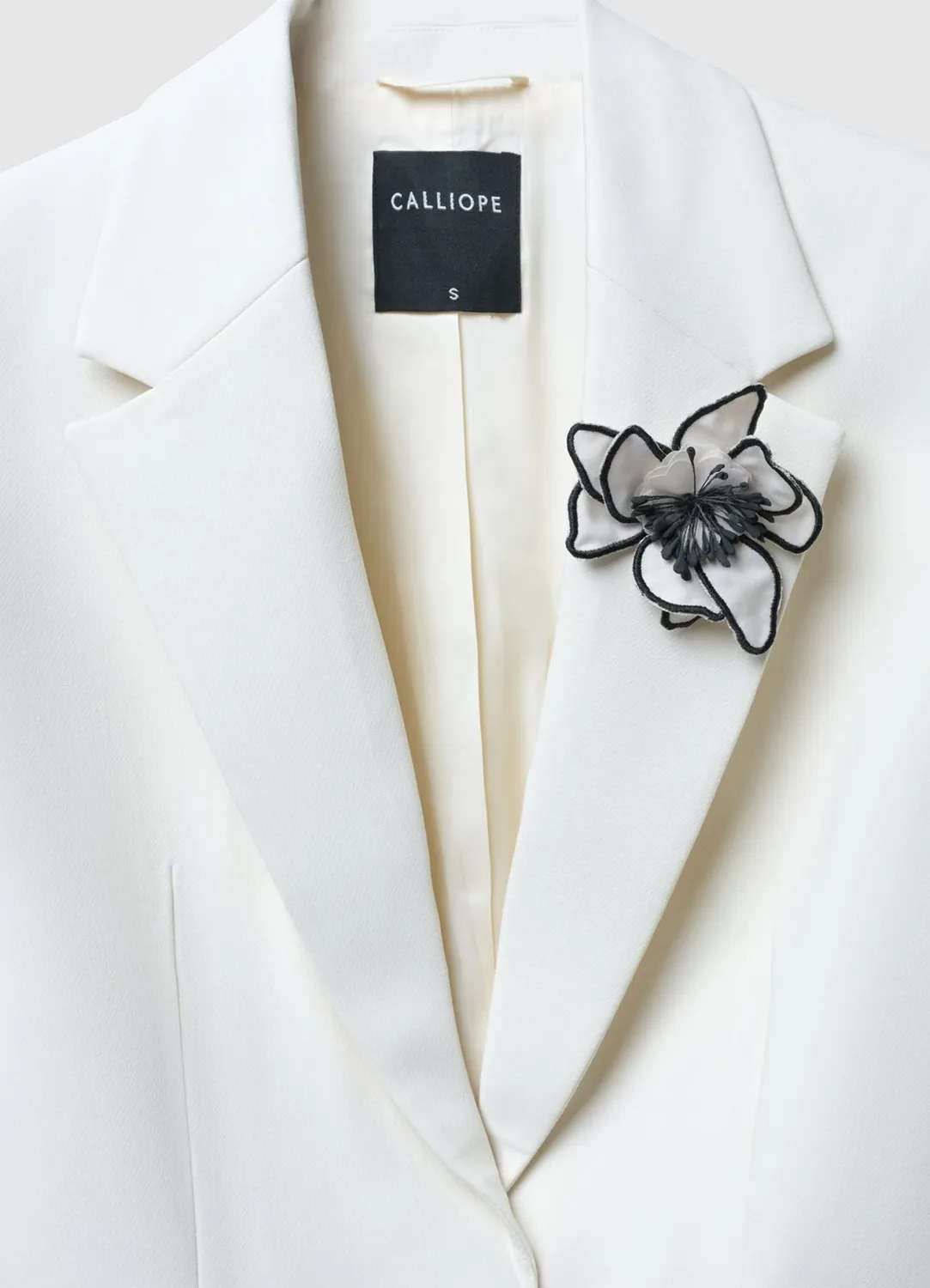 Calliope veste blazer femme fleur appliquée