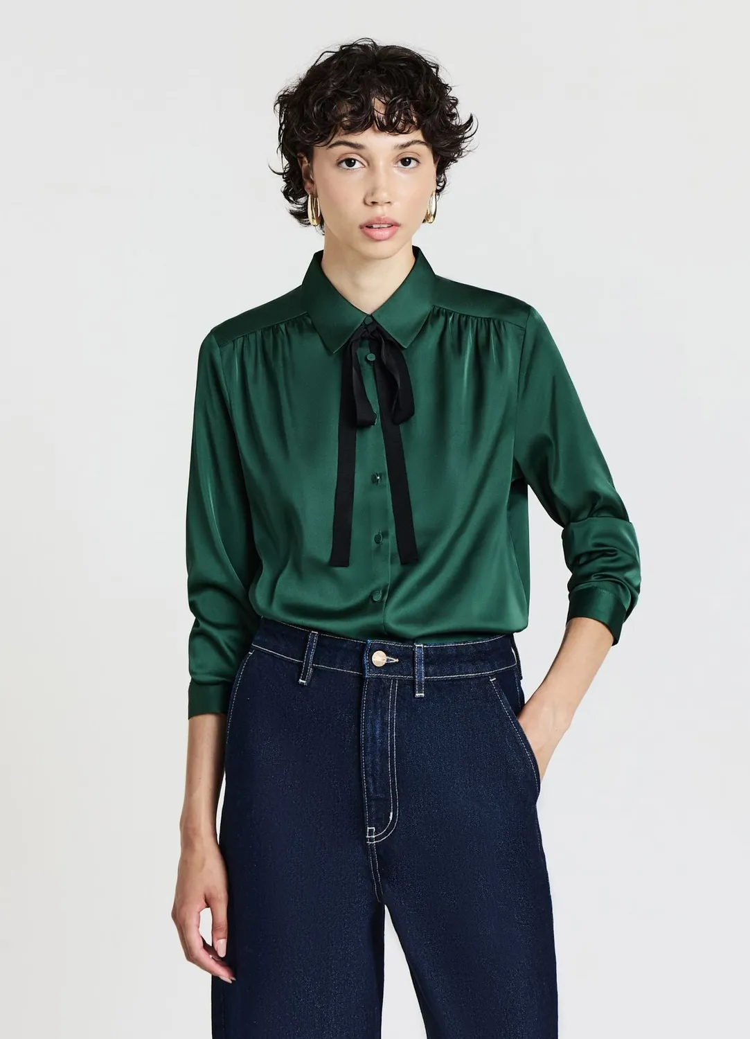 Calliope chemise satinée lavallière femme