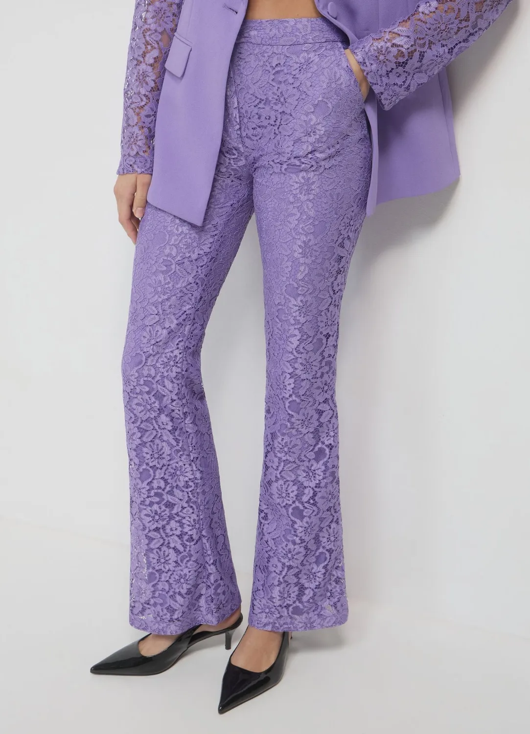 Calliope pantalon dentelle femme coupe regular