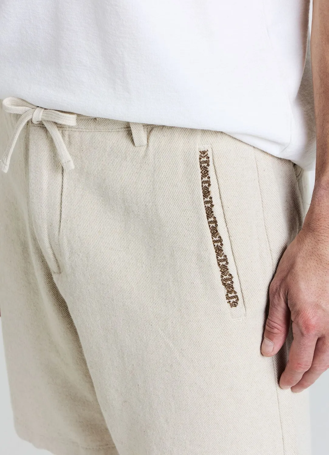 Calliope short chino homme cordon broderie poches