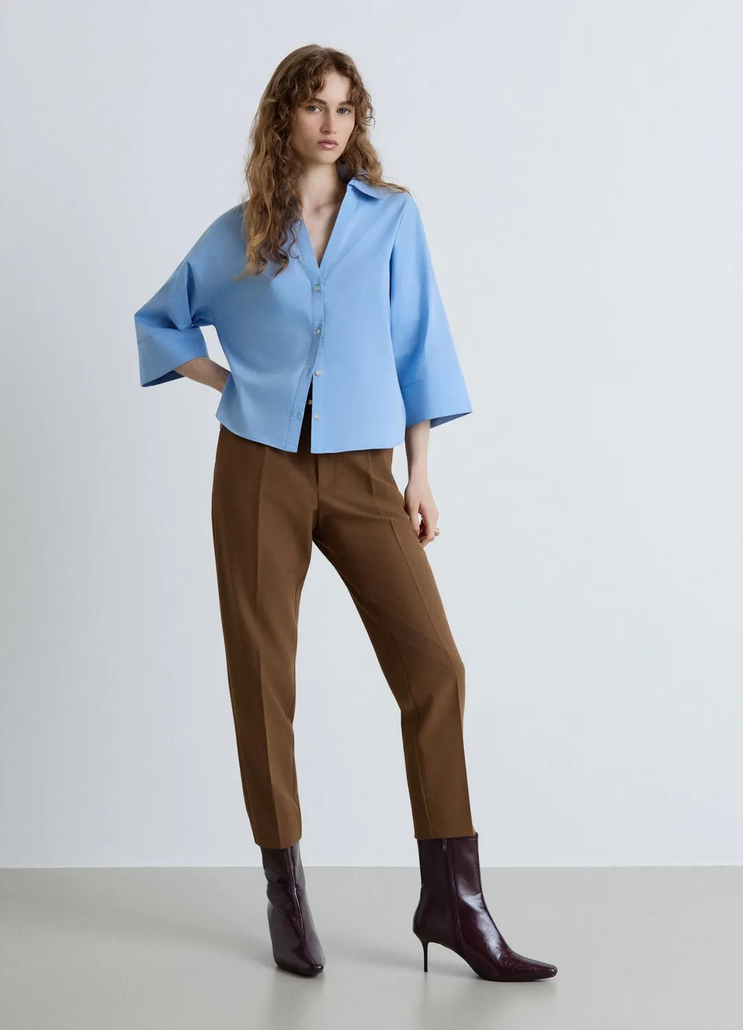 Calliope chemise oversize col V manches courtes