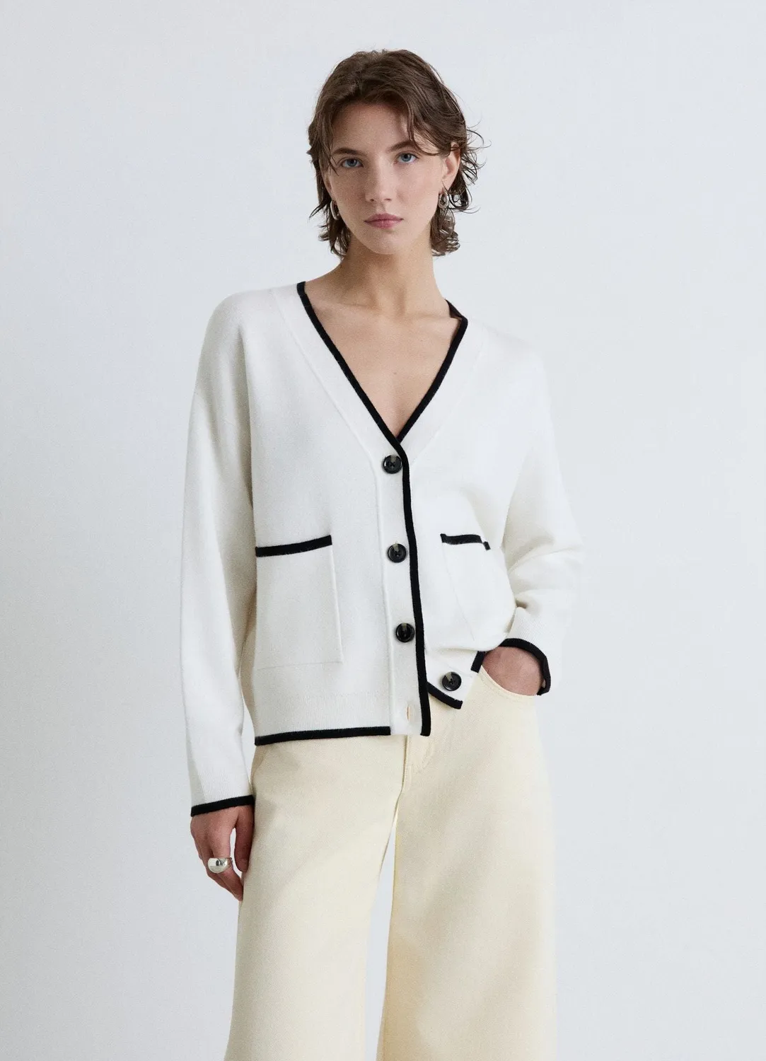 Calliope Cardigan col V boutons femme poches contraste