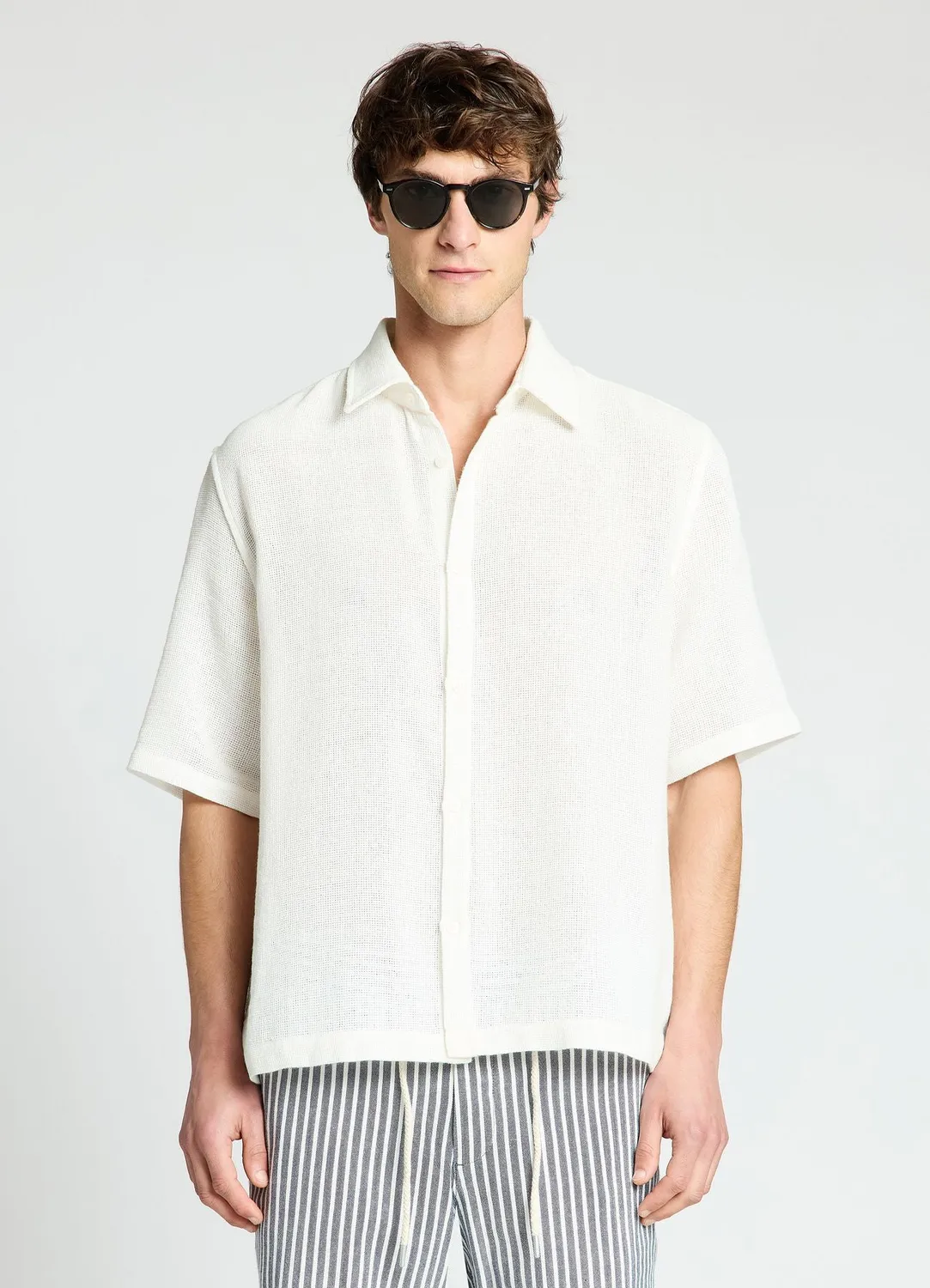 Calliope Boxy chemise homme manches courtes unie