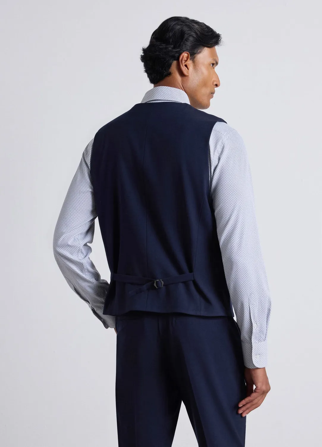 Calliope gilet homme uni à boutons col V coupe regular