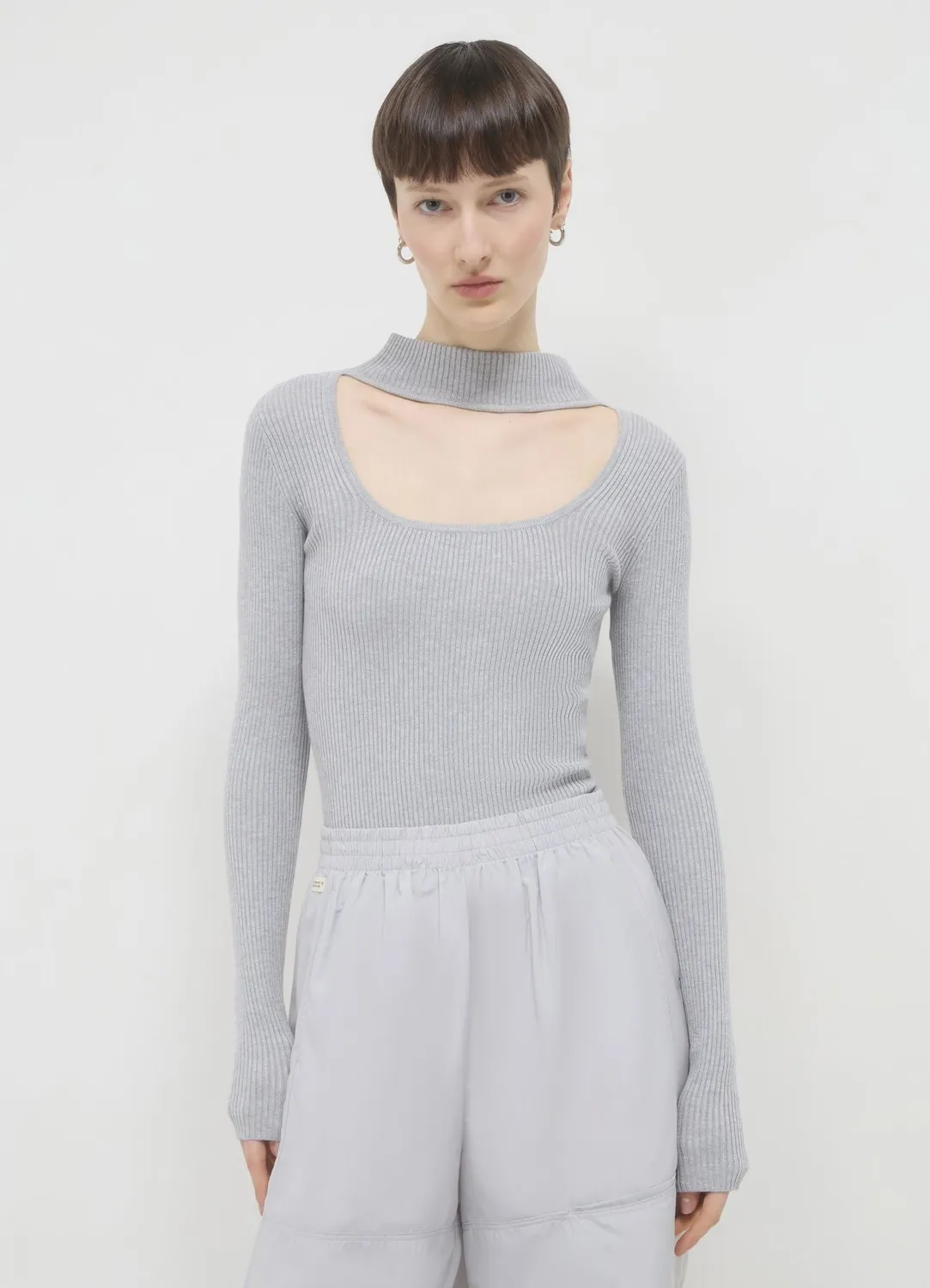 Calliope T-shirt cut out devant manches longues femme uni