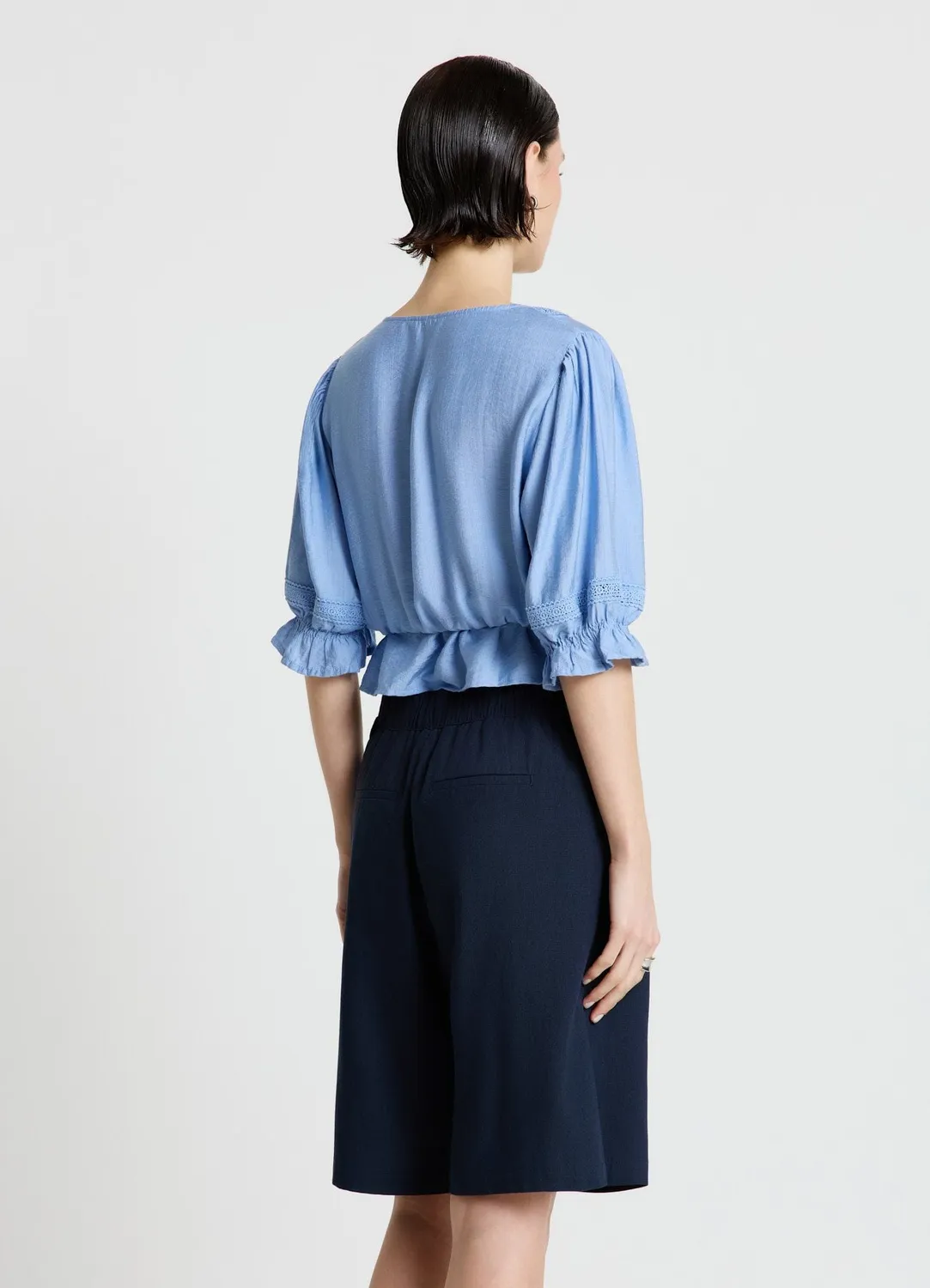 Calliope shorts bermuda femme taille haute à boucles
