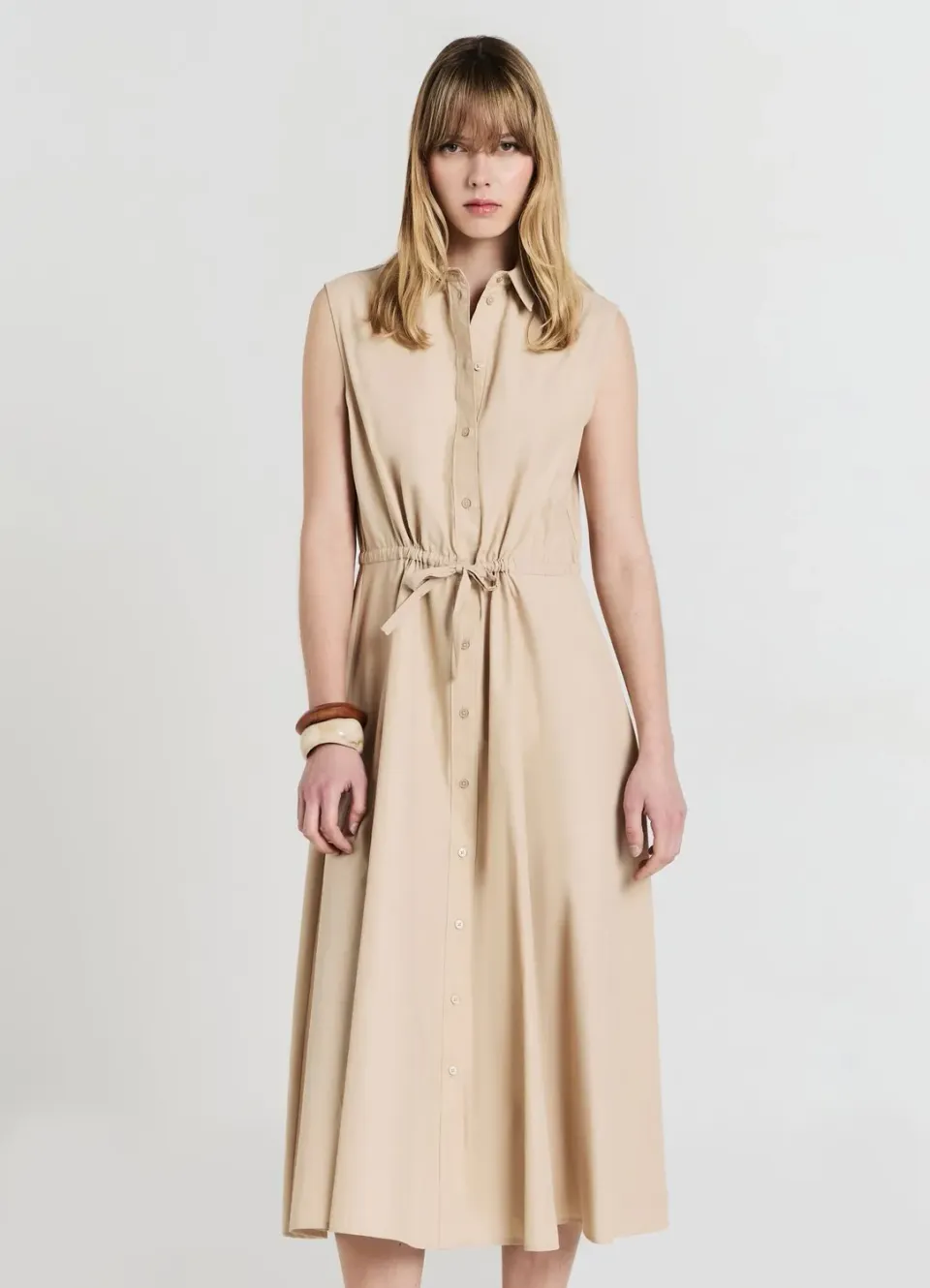Calliope robe chemise longue sans manches boutonnée