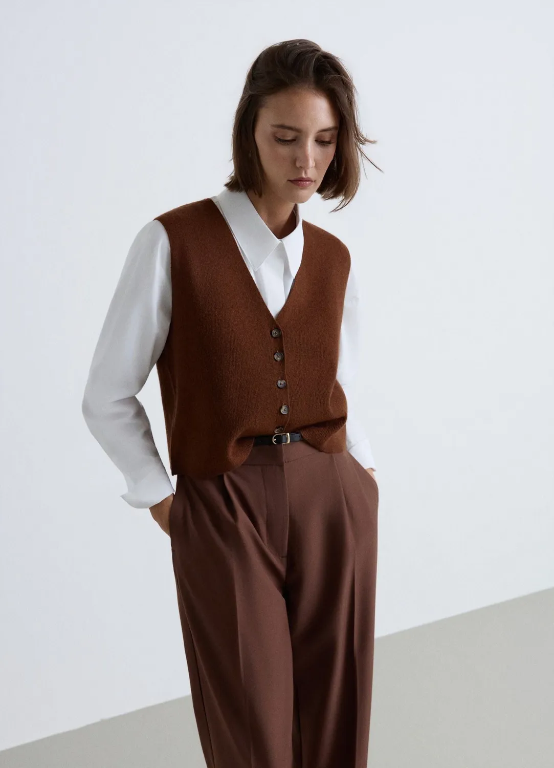 Calliope gilet maille col V boutons femme sans manches