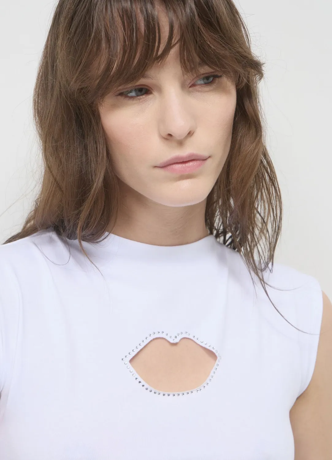 Calliope cut out t-shirt femme bouche strass