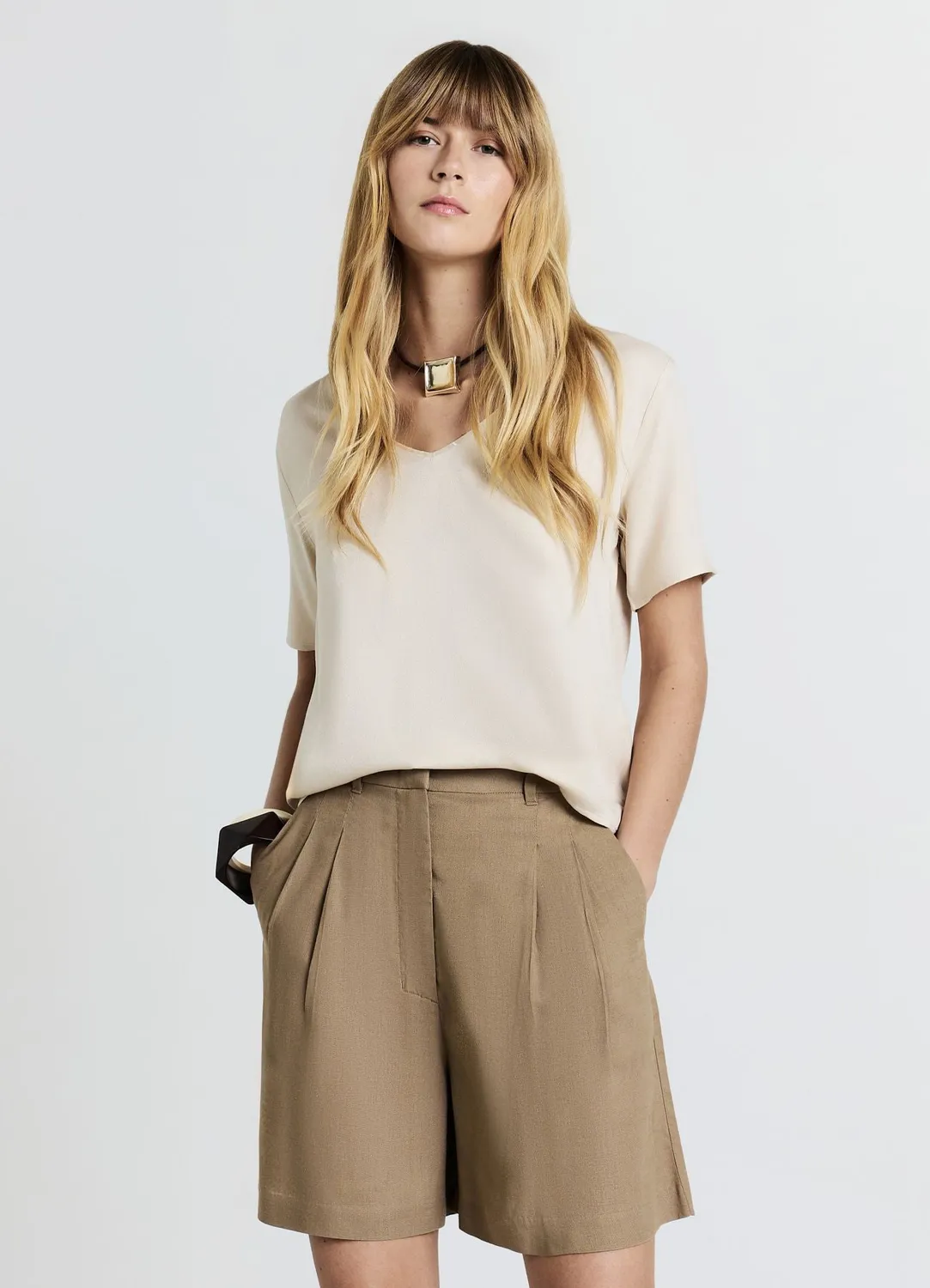 Calliope Bermuda Uni Short Femme Coupe Regular