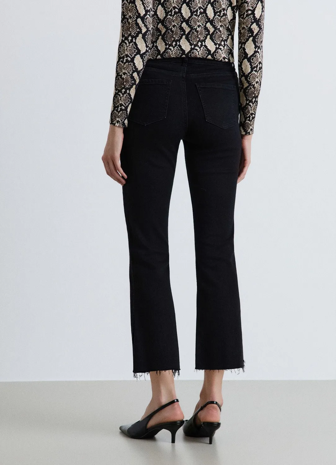 Calliope jean femme crop flare effiloché 5 poches