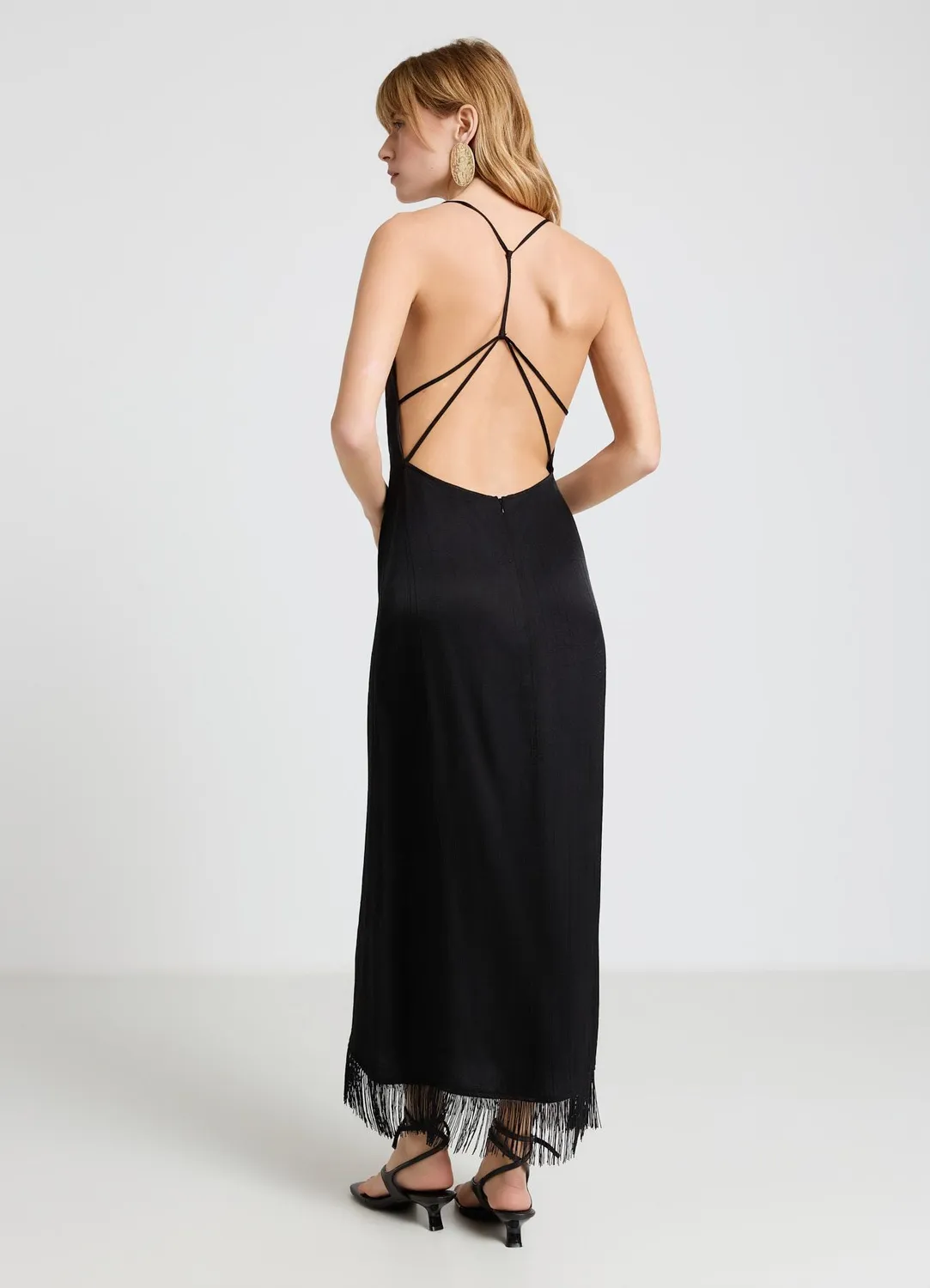 Calliope robe longue franges dos nu femme