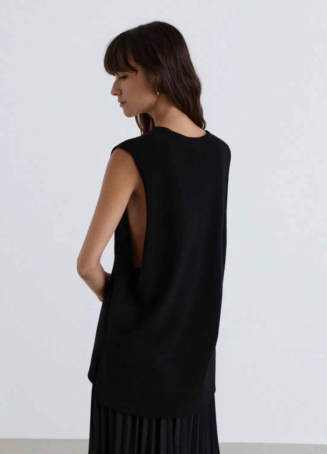 Calliope gilet pull sans manches col V uni
